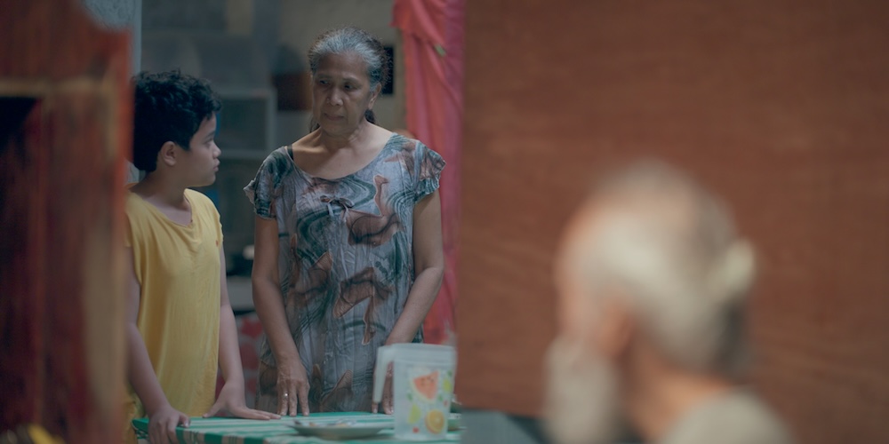 ganggang-7 – Ilay asks permission from Lola Rosing to look for fighting spiders – Mona Nieva