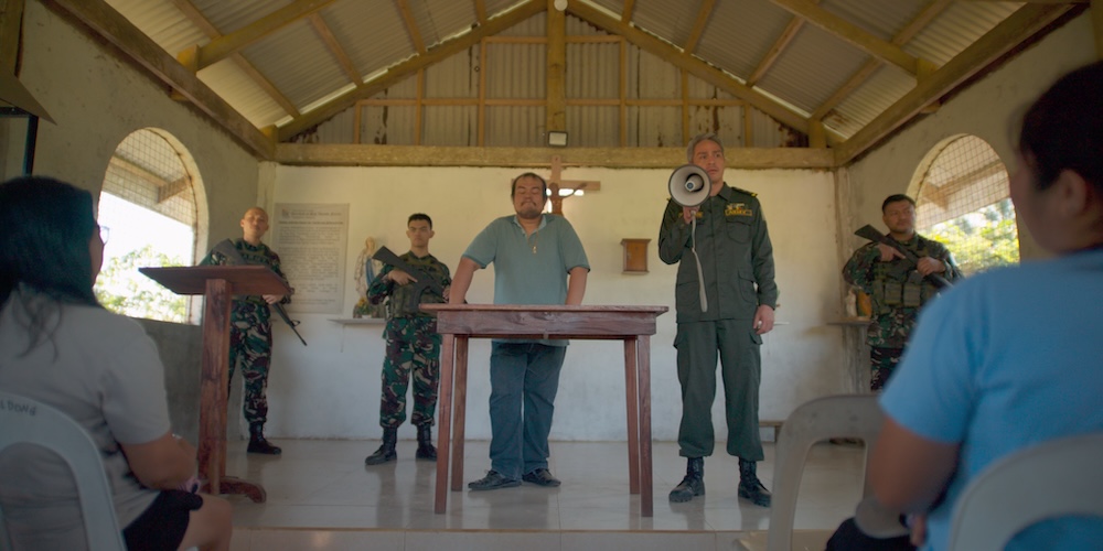ganggang-9 – Colonel Margarata addresses villagers of Brgy Sidhaya in a townhall meeting – Mona Nieva